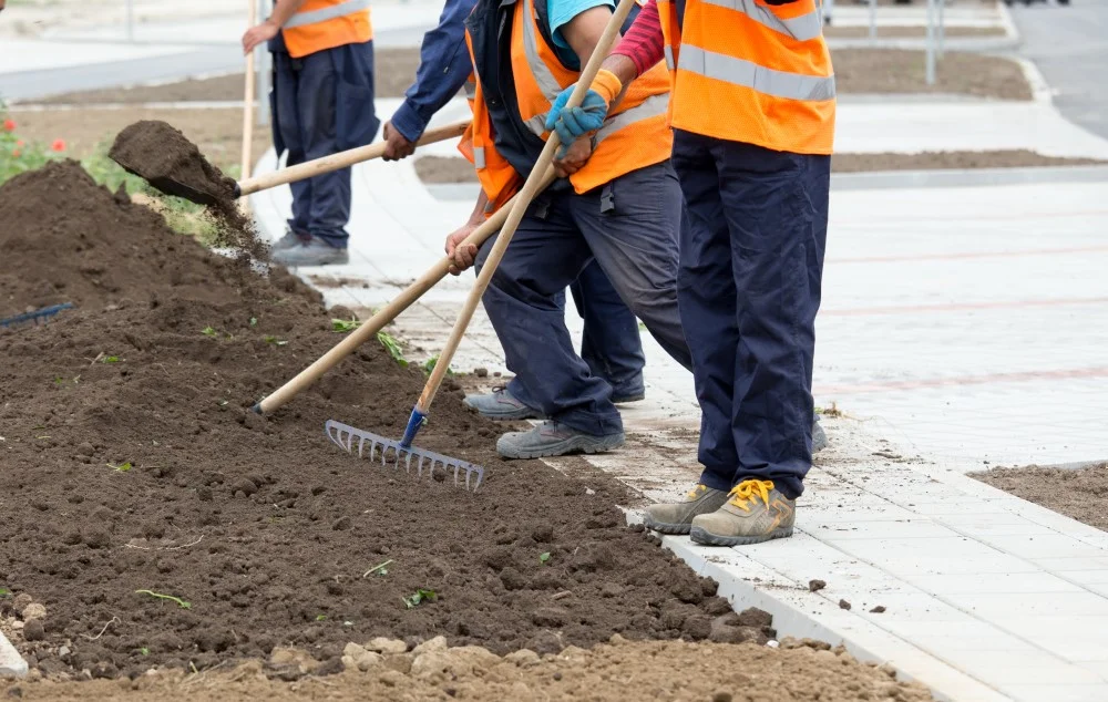 Anlægsgartnere på arbejde